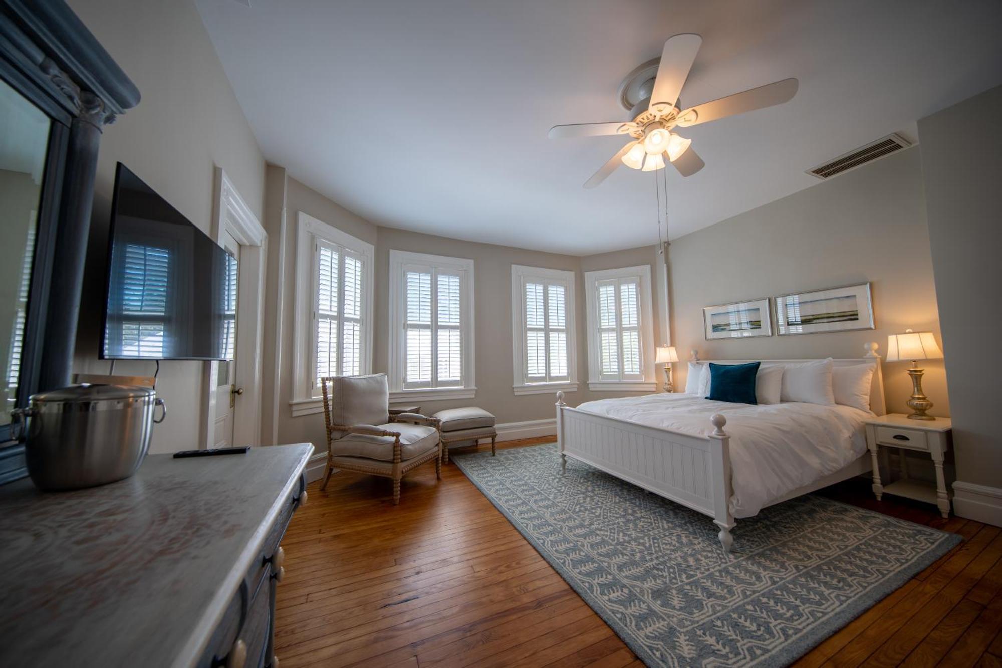 The Edenton Collection-Captain'S Quarters Inn الغرفة الصورة