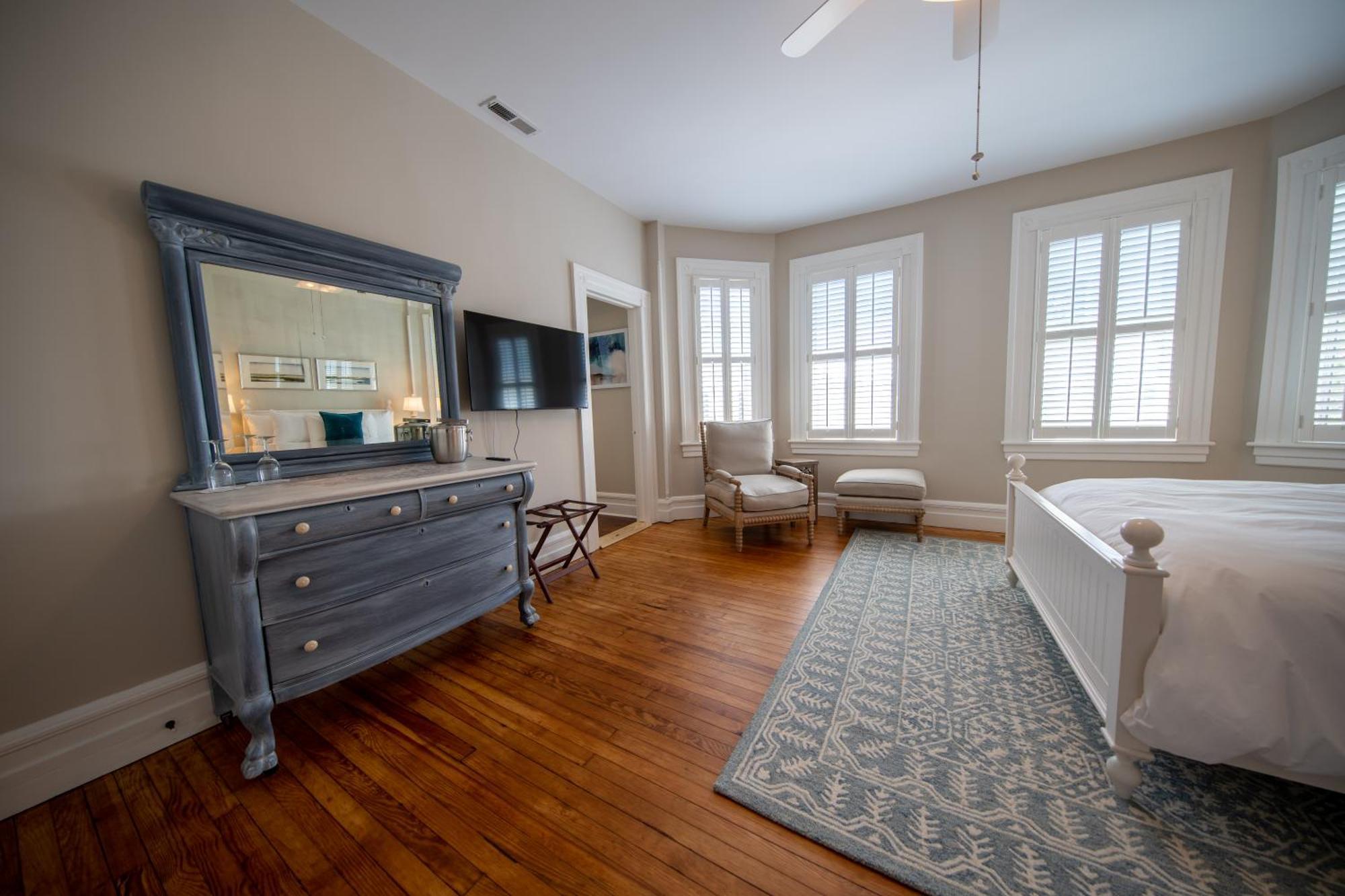 The Edenton Collection-Captain'S Quarters Inn الغرفة الصورة
