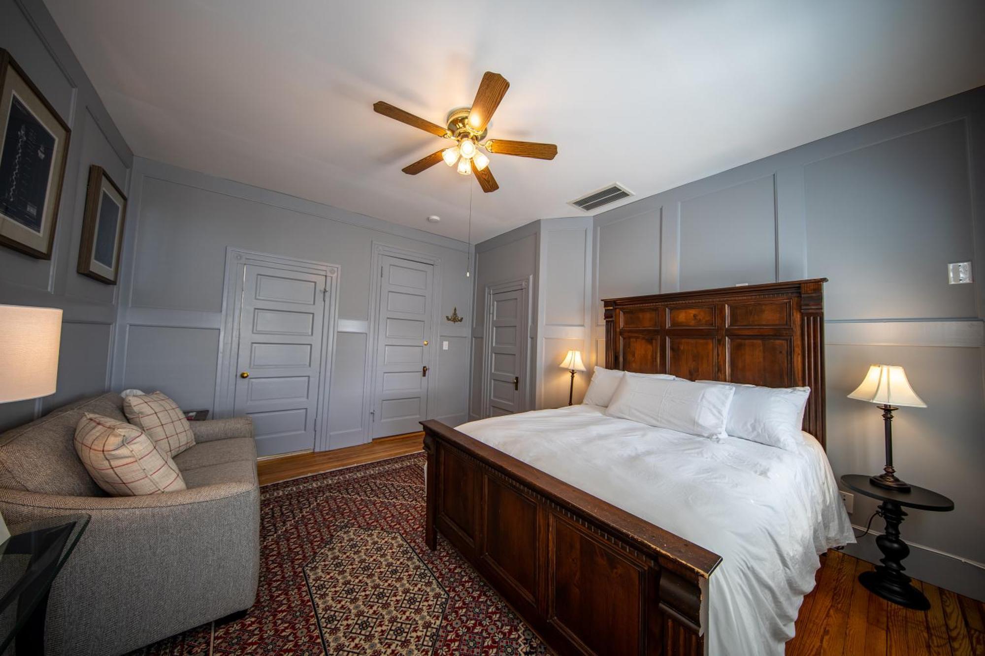 The Edenton Collection-Captain'S Quarters Inn الغرفة الصورة
